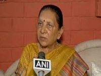 उत्तर प्रदेश की राज्यपाल आनंदी बेन पटेल ने ली एमपी गवर्नर पद की शपथ, देखें तस्वीरें - | Photo Images: Anandiben Patel Takes Oath as Madhya Pradesh Governor, see pics | Latest india Photos at Lokmatnews.in