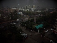 वीडियो: दिल्ली में बिगड़ा मौसम, बारिश के साथ ओले पड़े