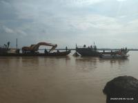 Bihar Bhojpur Sand: भोजपुर में रेत खनन, डीएम राजकुमार ने अपनाई नई तरकीब, 200 मिमी व्यास के 462 लोहे की छड़ स्तंभ लगाए, तस्वीरें वायरल - | Bihar Bhojpur Sand mining DM Rajkumar adopted new trick installed 462 iron rod pillars 200 mm diameter photos viral | Latest india Photos at Lokmatnews.in