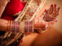 हरियाली तीज पर इन मैसेज से अपने दोस्तों, करीबियों को दें बधाई, बांटें खुशियां - | Hariyali Teej: wishes, quotes Whatsapp facebook messages to celebrate Hariyali Teej | Latest spirituality Photos at Lokmatnews.in