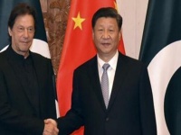 Pakistan के विदेश मंत्री शाह महमूद कुरैशी China पहुंचे, India के खिलाफ दोनों देशों में पक रही खिचड़ी