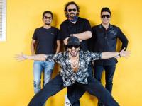 Cirkus Release Date: रोहित शेट्टीचा सर्कस या दिवशी होणार रिलीज, रणवीर सिंग दिसणार डबल रोलमध्ये - Marathi News | Ranveer Singh and Rohit Shetty’s Cirkus to release on December 23, 2022 first look poster confirms double role see pics | Latest filmy Photos at Lokmat.com