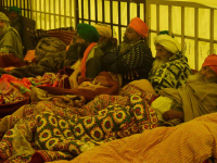 Weather Forecast Today Mausam: कोहरे से रेल और प्लेन यातायात प्रभावित, दिल्ली में न्यूनतम तापमान 6.6 डिग्री, श्रीनगर का तापमान शून्य से 4.6 डिग्री सेल्सियस नीचे, देखें अपने शहर का हाल - | Weather Forecast Today cold bihar up Delhi ncr kashmir north india Mausam Minimum temperature in Delhi was 6-6 degrees Celsius rail traffic affected due to fog | Latest india Photos at Lokmatnews.in