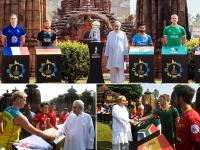 Hockey World Cup 2018 के लिए सभी 16 टीमों के कप्तानों ने कसी कमर, देखें तस्वीरें | Hockey World Cup 2018: Captain of the 16 hockey teams posses with Odisha Chief Minister Naveen Patnaik at Mukteshvara Temple | Latest hockey Photos at Lokmatnews.in