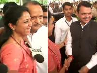 भाई पवार को लगाया गले, फड़नवीस को हाथ मिलाकर दी बधाई, विधायकों की शपथ के दौरान छाई रहीं सुप्रिया सुले, देखें तस्वीरें - | maharashtra assembly session begins, watch these photos | Latest india Photos at Lokmatnews.in