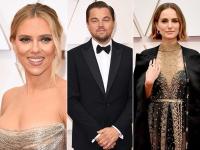 Oscar 2020: स्कारलेट से ब्रैड पिट तक, रेड कारपेट पर छाए हॉलीवुड ये स्टार्स - | Oscar 2020 Red carpet glamour leanardo dicaprio Brad Pitt Joaquin Phoenix scarlett johansson posing for photographers | Latest bollywood Photos at Lokmatnews.in