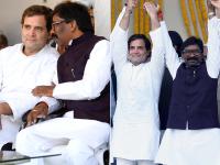 झारखंड के 11वें मुख्यमंत्री बने हेमंत सोरेन, शपथ ग्रहण में राहुल, ममता, तेजस्वी समेत ये दिग्गज नेता जुटे - | Hemant Soren becomes the 11th Chief Minister of Jharkhand, Rahul Gandhi, Mamata Banerjee, Tejashwi Yadav, Ashok Gehlot, Sharad Yadav, and other dignitaries at oath-taking ceremony | Latest politics Photos at Lokmatnews.in