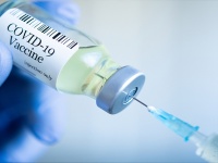 Corona Vaccine Update: Brazil में कोरोना वैक्सीन वालंटियर की मौत, लेकिन जारी रहेगा Clinical Trial