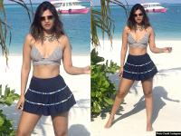 'बिग बॉस 13' कंटेस्टेंट दलजीत कौर की मालदीव वेकेशन की तस्वीरें हुईं वायरल, एक्टर रणदीप राय के साथ शेयर की फोटो - | Bigg Boss 13 Contestant Dalljiet Kaur maldives vacation sizzling pics goes viral with actor Randeep Rai see pics | Latest television Photos at Lokmatnews.in