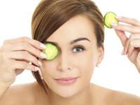 इन 7 तरीकों से मिलेगा जिद्दी 'डार्क सर्कल्स' से छुटकारा - | how to remove dark circles using these home remedies | Latest fashion-beauty Photos at Lokmatnews.in