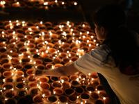 Ayodhya Deepotsav 2023: दीपोत्सव 2023 में 22.23 लाख दीप प्रज्वलित, भगवान श्रीराम की जन्‍मस्‍थली अयोध्या में ‘गिनीज बुक ऑफ वर्ल्ड रिकॉर्ड्स’, देखें फोटो - | Ayodhya Deepotsav 2023 jai shri ram sets new Guinness World record with over 22-23 lakh diyas lit up see pics | Latest spirituality Photos at Lokmatnews.in