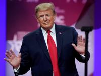 जॉर्ज फ्लॉयड से जुड़ा वीडियो डोनाल्ड ट्रंप ने किया था ट्वीट पर ट्विटर ने हटाया, जानिए क्या है मामला - | Twitter removed Donald Trump's campaign video on George Floyd | Latest world Photos at Lokmatnews.in