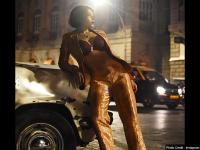 फराह कदर ने इंस्टा पर हॉट अदाओं से फैंस को किया घायल, तस्वीरें देख यूजर ने लिखा 'Gully Girl!' - | Model and actress Farrah Kader Raises Temperatures On Instagram With her Bold, Sexy and Sultry Photos | Latest hot-sexy Photos at Lokmatnews.in