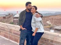 PHOTOS: गौहर खान आणि जैद दरबार हनीमूनसाठी पोहोचले उदयपूरला. पाहा रोमाँटिक फोटो - Marathi News | Gauahar khan and zaid darbar honeymoon photos at udaipur see pics | Latest filmy Photos at Lokmat.com