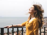 खुश रहना मुश्किल नहीं, बस आज ही छोड़ दीजिए इन 5 चीजों का साथ-खुशियों से भर जाएगा संसार - | It is not difficult to be happy 5 things You Should Give Up If You Want To Be Happy | Latest relationships Photos at Lokmatnews.in