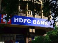 Market Capitalization: देश की दूसरी सर्वाधिक मूल्यवान कंपनी एचडीएफसी बैंक, जानें पहले और तीसरे स्थान पर कौन, देखें टॉप-5 - | Market Capitalization Reliance Industries most valuable company valuation Rs 17,72,455-70 crore HDFC Bank becomes second most valuable company TCS slips to third position | Latest business Photos at Lokmatnews.in