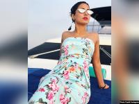 हिना खानच्या या फोटोंवर फॅन्स झाले फिदा - Marathi News | Nagin actress Hina Khan shared glamorous photos  | Latest filmy Photos at Lokmat.com