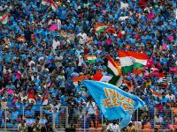 IND vs PAK: भारत पाक मैच देखने पहुंचे 1 लाख दर्शक, नीले रंग में रंगा नरेंद्र मोदी स्टेडियम - | IND vs PAK 1 lakh fans came to watch the India-Pak Match, Narendra Modi stadium painted in blue | Latest cricket Photos at Lokmatnews.in