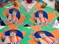 Independence Day 2023: प्रधानमंत्री की तस्वीर और नारों के प्रिंट वाली पतंगों से गुलज़ार रहेगा आसमान - | Independence Day 2023: The sky will be buzzing with kites printed with the prime minister narendra modi picture and slogans | Latest india Photos at Lokmatnews.in