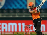 SRH vs RR Highlights: Manish Pandey की तूफानी बल्लेबाजी से 8 विकेट से हारी Rajasthan