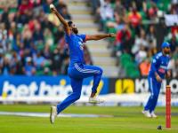 IRE vs IND: हार्दिक पंड्या को पीछे छोड़ जसप्रीत बुमराह इस भारतीय एलीट लिस्ट में हुए शामिल - | IND vs IRE: Jasprit Bumrah surpasses Hardik Pandya in this elite list for India | Latest cricket Photos at Lokmatnews.in