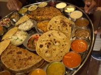 Pics: ये हैं इंडिया के 5 सबसे बड़े फूड्स, देखकर रह जाएंगे हैरान - | top 5 biggest and tasty foods india you should try, see pics images | Latest food Photos at Lokmatnews.in