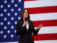 US presidential election: कमला हैरिस, उपराष्ट्रपति पद का उम्मीदवार, रचा इतिहास, see pics - | US presidential election joe biden Kamala Harris Vice Presidential candidate created history images viral see pics | Latest world Photos at Lokmatnews.in