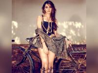 लस्ट स्टोरीज में अपनी ऐक्टिंग से कियारा आडवाणी ने जीता था फैंस का दिल, देखें उनकी हॉट तस्वीरें - | Lust Stories Actress Kiara Advani Hot, Bold, Sexy and Sensational Photos, Pics, Images | Latest hot-sexy Photos at Lokmatnews.in