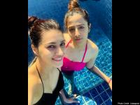 PHOTOS: जैसलमेरच्या रस्त्यावर बुलेट चालवताना दिसली क्रिती, सोशल मीडियावर फोटो व्हायरल - Marathi News | Kriti sanon running bullet on the road bachchan pandey photo on social media viral see pics | Latest filmy Photos at Lokmat.com