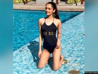 मानुषी छिल्लर ने ब्लैक स्विमसूट में पूल किनारे शेयर की बेहद हॉट Pics - | Pics: Manushi Chhillar Raise Temperature on Instagram After Share Her Sexy Swimsuit Photos | Latest hot-sexy Photos at Lokmatnews.in