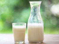 Milk price: अमूल और मदर डेयरी ने दिया झटका, कल से 2 रुपये लीटर महंगा मिलेगा दूध, जानें नए रेट - | Milk price Amul, Mother Dairy Milk Prices Increase Rs 2 Per Litre from Tomorrow Know Details new rate | Latest business Photos at Lokmatnews.in