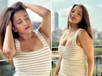 शॉर्ट ड्रेस में मोनालिसा ने कराया फोटोशूट, तस्वीरें देखे फैंस हुए दीवाने - | Monalisa did a photoshoot in short dress fans went crazy after seeing the pictures | Latest television Photos at Lokmatnews.in