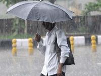 दिल्ली में हल्की बारिश की संभावना, जानें एनसीआर में कैसा रहेगा मौसम - | Delhi Ncr Weather Forecast Live Update Delhi Rain News Imd Predict Light Rain Monsoon Trough Noida Rain Update Gurugram Weather | Latest india Photos at Lokmatnews.in