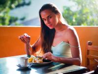 Pics: दिन भर चुस्त-दुरुस्त रहने के लिए नाश्ते में शामिल करें ये 5 चीजें - | In Pics: 5 foods to eat daily in morning for women | Latest food Photos at Lokmatnews.in