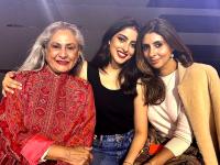 Navya Nanda Paris Fashion Week Debut: पेरिस फैशन वीक में अमिताभ की नातिन नव्या का डेब्यू, रेड ड्रेस में रैंप वॉक करती नजर आईं - | Navya Nanda Paris Fashion Week Debut Ramp walk in red dress | Latest bollywood Photos at Lokmatnews.in