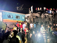 Balasore Train Accident: आजादी के बाद सबसे भीषण ट्रेन दुर्घटनाओं में से एक, यहां जानें 8 बड़े हादसे, देखें लिस्ट - | Balasore Train Accident 288 death bihar 1981 train fell Bagmati river killing 750 passengers worst train accidents know here 8 major accidents see list | Latest india Photos at Lokmatnews.in