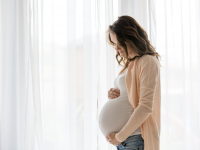 Coronavirus Outbreak: प्रेग्नंट हैं तो जरूर रखें इन सात बातों का ख्याल - | How Pregnant Ladies should take precautions during Coroanvirus Outbreak | Latest health Videos at Lokmatnews.in