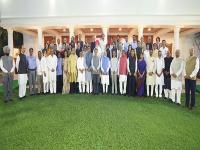 PM modi meets delegations: पीएम मोदी के साथ साझा किए अनुभव?, शशि थरूर, असदुद्दीन ओवैसी, गुलाम नबी आजाद और सलमान खुर्शीद ने की भारत हितों की पैरवी, देखें तस्वीरें - | PM modi meets delegations Proud Shashi Tharoor, Asaduddin Owaisi, Ghulam Nabi Azad and Salman Khurshid others members Operation Sindoor see pics | Latest india Photos at Lokmatnews.in