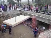 भारतीय रेल बनी मिसाल, 7 घंटे में ही 100 साल पुराने पुल को तोड़ बना डाला नया