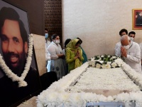 Ram Vilas Paswan Funeral Update: पटना में शनिवार को पूरे राजकीय सम्मान के साथ होगा रामविलास का अंतिम संस्कार