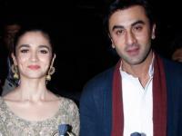 आलिया भट्ट - | Alia Bhatt | Latest bollywood Photos at Lokmatnews.in