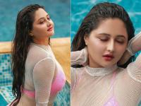 रश्मि देसाई ने पिंक ड्रेस पहन पूल में दिखाया ग्लैमरस अवतार, तस्वीरें देख दीवाने हुए फैंस - | Rashami desai pink dress pool photos | Latest television Photos at Lokmatnews.in