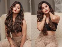 PHOTOS: रश्मी देसाईचं झालं झक्कास ट्रान्सफॉर्मेशन, लेटेस्ट फोटोशूट बघून तुम्हीही व्हाल हैराण - Marathi News | Rashmi desai shares sizzling photos on social media see pics | Latest filmy Photos at Lokmat.com