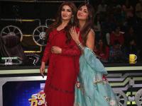 रवीना टंडन ने सुपर डांसर चैप्टर 3 के मंच पर की शिल्पा शेट्टी के साथ जमकर मस्ती, देखें दोनों स्टार्स की प्यारी तस्वीरें - | Photos: Raveena Tandon and shilpa shetty enjoys on the sets of Super Dancer in goregaon Mumbai | Latest television Photos at Lokmatnews.in