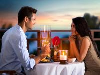 लड़कियां पहली डेट पर इन 5 चीजों को करती हैं नोटिस, कभी सोचा नहीं होगा - | First Date Tips: 5 Things Girls Always Notice When You First Meet | Latest relationships Photos at Lokmatnews.in