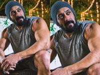 PHOTOS: सलमान खानने पुन्हा एकदा दाखविले मसल्स, बाइसेप्स दाखवताना दिसला चुलबूल पांडे - Marathi News | Salman Khan share shirtless photo on instagram fans goes crazy see pics | Latest filmy Photos at Lokmat.com