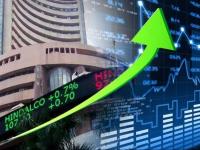 Stock Market में तीन दिन की गिरावट थमी, सेंसेक्स 300 अंक चढ़ा - | Sensex today sensex ends up by 300 points nifty closes at 17622 | Latest business Photos at Lokmatnews.in