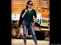 कॉमेडी शो 'भाबी जी घर पर हैं' की 'अंगूरी भाभी' का हॉट फोटोशूट देख रह जाएंगे हक्के बक्के - | In Pics: Shubhangi Atre Hot, Sexy and Bold Avatar Goes viral on Instagram | Latest television Photos at Lokmatnews.in