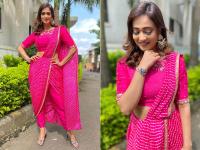 एक्ट्रेस श्वेता तिवारी ने शेयर की ट्रेडिशनल लुक में तस्वीरें, साड़ी में दिखा खूबसूरत अंदाज, see pics - | Shweta Tiwari beautiful Saree look photos goes viral see images | Latest television Photos at Lokmatnews.in