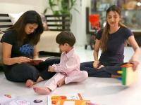 बेटे संग मस्ती करती नजर आईं श्वेता तिवारी, बेटी पलक तिवारी भी दिखीं साथ, देखें तस्वीरें - | Shweta Tiwari share photos with son reyansh and daughter palak tiwari see pics | Latest television Photos at Lokmatnews.in